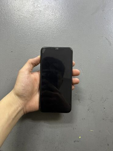 макбук м2: IPhone 11 Pro Max, Space Gray