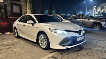 Toyota: Toyota Camry: 2018 г., 2.5 л, Автомат, Гибрид, Седан