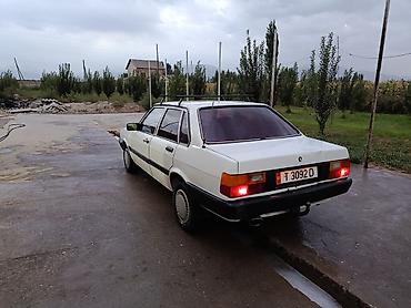 Унаа сатуу: Audi 80: 1986 г., 1.8 л, Кол менен иштөөчү, Бензин, Седан — 3