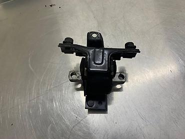 crvene: NOSAC MOTORA ZA VOLKSWAGEN POLO - B12269 | Nosac motora Polo — 4