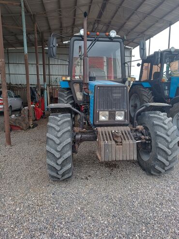 aqrar kend teserrufati texnika traktor satis bazari: Traktor Belarus (MTZ) 10 25, 2022 il, 107 at gücü, motor 0.9 l, Yeni