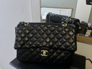 у настоящей женщины должна быть сумочка из италии: Классикалык сумка, Chanel, Материалы: Нукура булгаары, Кабып тигилген модель, Аялдарга