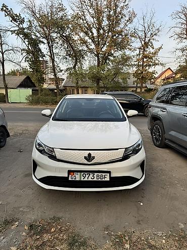 продаю виш: Geely : 2022 г., Электромобиль, Седан — 1