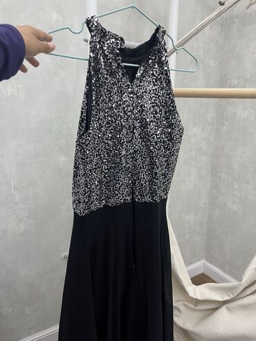 платье с пайетками: Вечернее платье, Длинная модель, Без рукавов, С пайетками, S (EU 36)