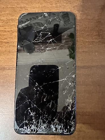 asus telefon: Satılır:Samsung - Rəng: Qara, arxa qapaqda geometrik naxış - Ekran — 1
