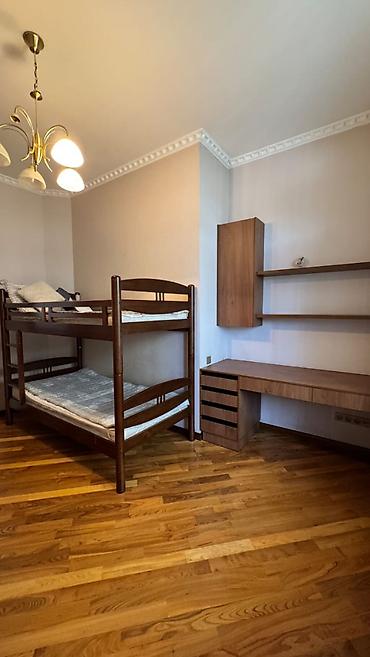 дом бишкек: 🏡 Продаётся особняк в центре Бишкека 📍 Панфилова / Жибек Жолу 📐 311 — 8