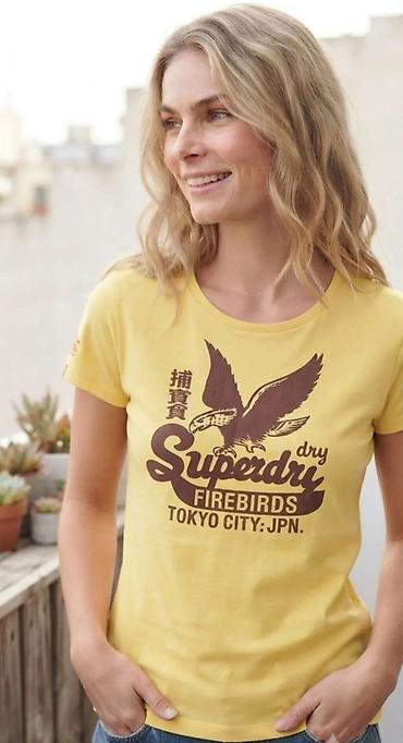 Ženska majica kratkih rukava – Superdry Firebirds - Boja: žuta -