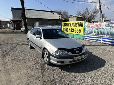 Toyota: Toyota Avensis: 2002 г., 2 л, Механика, Дизель, Универсал