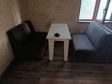 madera mebel: 4 ədəd divan +1 masa 1 ədədi 50 azn təzə kimidi az işlənin təcili