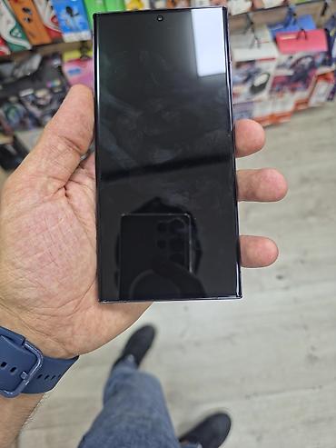 Samsung Galaxy S22 Ultra, 128 ГБ, цвет - Черный, Беспроводная зарядка at lalafo.az Samsung Galaxy S22 Ultra, 128 ГБ, цвет - Черный, Беспроводная зарядка