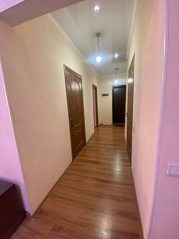 Посуточная аренда квартир: 1 комната, Бронь, Бытовая техника, Домофон — 8