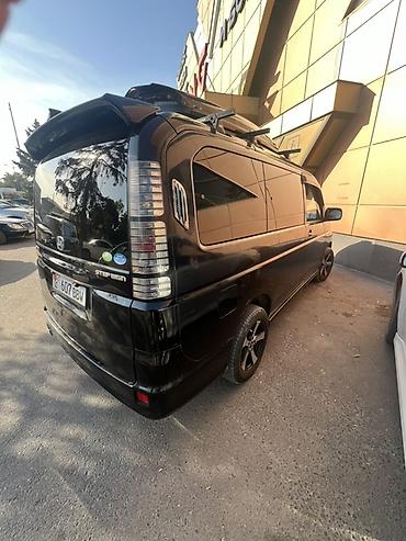 бензин сатам: Honda Stepwgn: 2005 г., 2 л, Автомат, Бензин, Вэн/Минивэн — 4