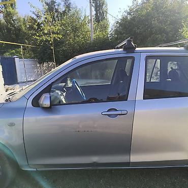 богажник ипсум: Запчасти Mazda Demio (серебристый цвет): голубой Асман ондуу - — 5