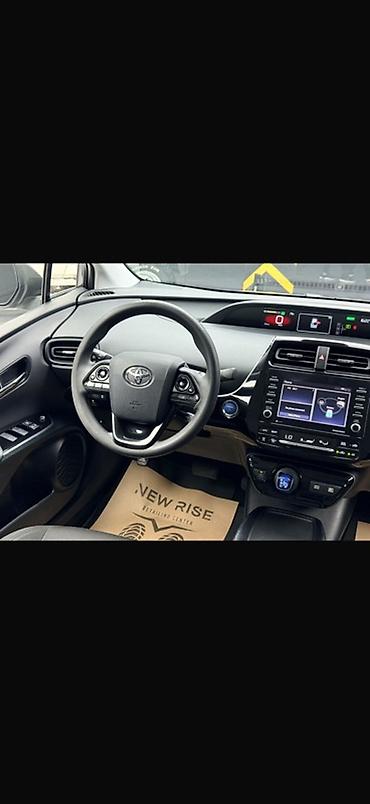 Toyota: Toyota Prius: 2021 г., 1.8 л, Автомат, Гибрид, Хэтчбэк — 6