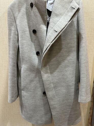 palto qiymetleri: Мужское пальто Zara,размер М