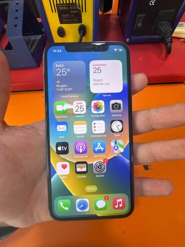 iphone x ucuz qiymete: IPhone X, 64 ГБ, Серебристый, Отпечаток пальца, Face ID