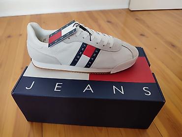 Krasofkalar və idman ayaqqabıları: Brendlərdən idman ayaqqabıları seçimi 1) Adidas idman ayaqqabısı ölçü — 9