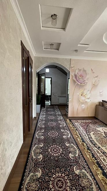 Долгосрочная аренда домов: 220 м², 6 комнат — 7