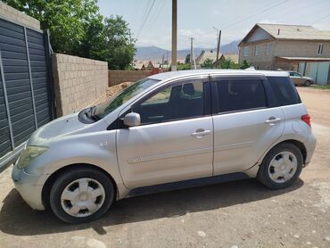 г бишкек портер 1: Toyota ist: 2003 г., 1.3 л, Автомат, Бензин, Хетчбек