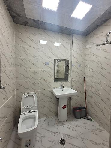 merkezde: 2otaqlı mənzil – tam mebellı və texnikalı Plan: - Geniş işıqlı qonaq — 8