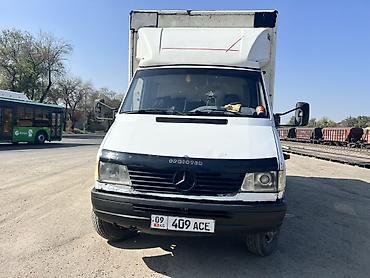 Легкий грузовой транспорт: Легкий грузовик, Mercedes-Benz, Стандарт — 6