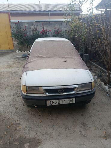 запчасти фольксваген гольф 2: Opel Vectra: 1994 г., Седан