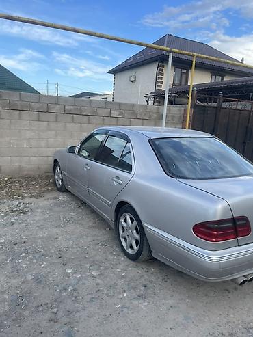 q7 audi: Mercedes-Benz E-Class: 2002 г., 3.2 л, Автомат, Бензин, Седан — 5
