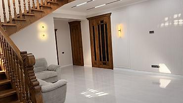 Продажа коттеджей и домов: Сатылат!!! 2 этаж уй, участок 6 соток, 7 комнат, 3 санузел, подвал at lalafo.kg — 32 Продажа коттеджей и домов: Сатылат!!! 2 этаж уй, участок 6 соток, 7 комнат, 3 санузел, подвал — 32
