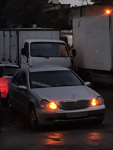 Mercedes-Benz: Mercedes-Benz C-Class (W203) sedan - Kuzov: 4 qapılı sedan, gümüşü — 7