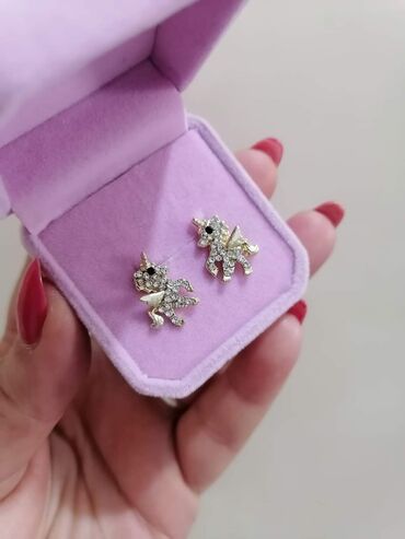 Minđuše: Mindjuse 800 — 10