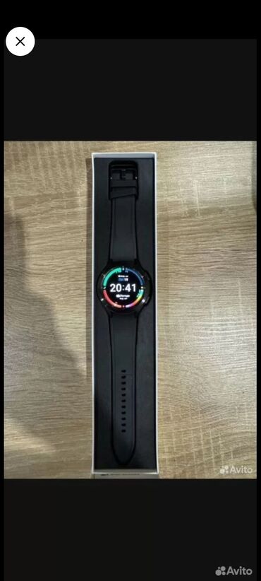 Galaxy Watch: Смарт-часы Samsung Galaxy Watch4 Classic в черном корпусе. Оснащены