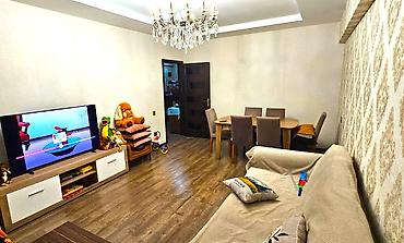 Bakı, 3 otaqlı, Köhnə tikili, m. Qara Qarayev, 95 kv. m