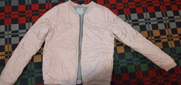 деми куртка на девочку: Куртка для девочки,б/у, фирмы Окаиди, привезена из США