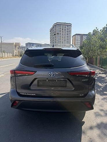 маши: Toyota Highlander: 2022 г., 2.5 л, Вариатор, Гибрид, Кроссовер — 5