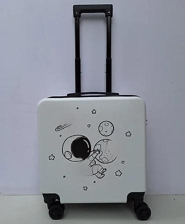 Rančevi, torbe i koferi: Dečji kofer na točkiće – motiv astronauta - Kompaktni kabinski kofer — 2