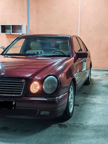 en ucuz mercedes: Mercedes-Benz E 200: 2 l | 1999 il Sedan