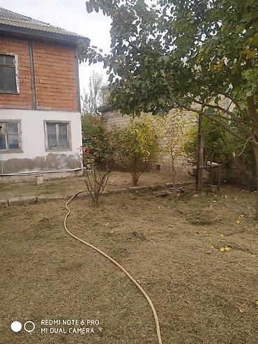 Həyət evləri və villaların satışı: 4 otaqlı, 8 kv. m, Orta təmir — 7
