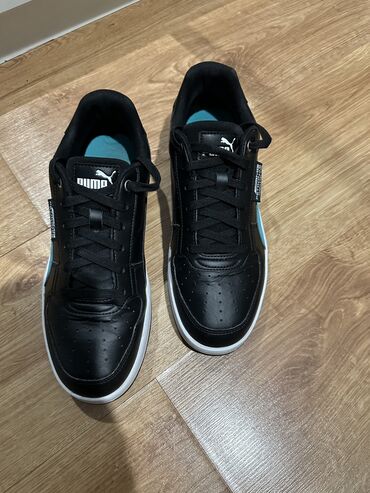 Кроссовки и спортивная обувь: Мужские кроссовки, 42.5, Puma, Б/у, Самовывоз, Платная доставка at lalafo.kg Кроссовки и спортивная обувь: Мужские кроссовки, 42.5, Puma, Б/у, Самовывоз, Платная доставка
