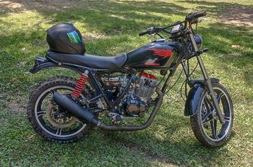 мотор от мотоцикла: Классикалык Honda, 250 куб. см, Бензин
