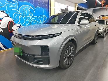 Lixiang: Lixiang L7: 2025 г., Кроссовер — 2