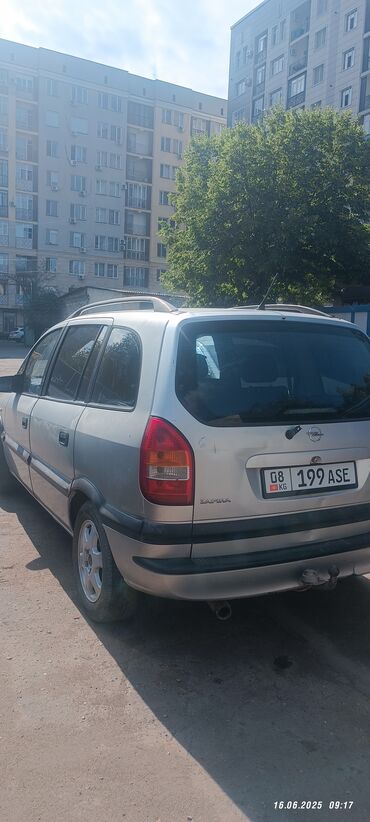 Opel: Opel Zafira: 2002 г., 1.8 л, Механика, Бензин, Универсал — 3