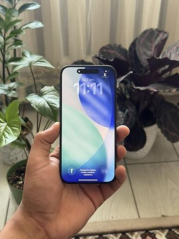 IPhone 15 Pro, Б/у, 256 ГБ, Black Titanium, Защитное стекло, 90 %
