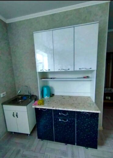 эмарк жибек жолу: 1 комната, 24 м², Общежитие и гостиничного типа, 1 этаж, Евроремонт