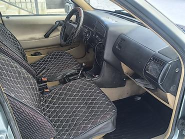 Volkswagen: Volkswagen Passat: 1989 г., 1.8 л, Механика, Бензин, Седан — 9