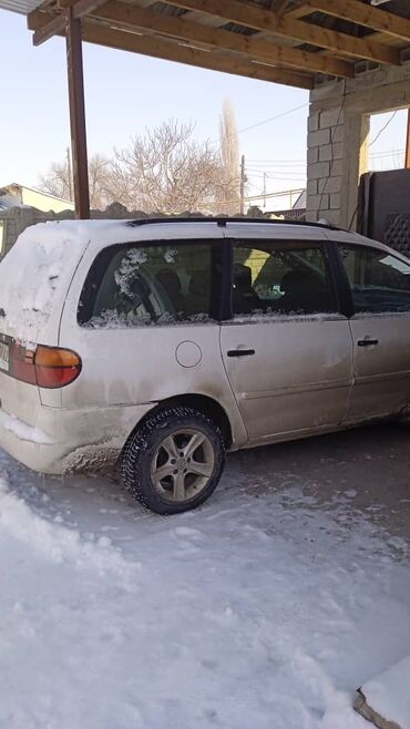 Volkswagen: Volkswagen Sharan: 1997 г., 2 л, Механика, Бензин, Минивэн