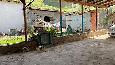 Продажа коттеджей и домов: Продаю дом 100 м² Имеется центральная канализация, газ, красная книга at lalafo.kg — 12 Продажа коттеджей и домов: Продаю дом 100 м² Имеется центральная канализация, газ, красная книга — 12