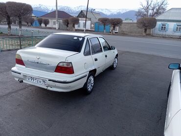 купить авто кыргызстан: Daewoo Nexia: 2004 г., 1.5 л, Механика, Бензин, Седан