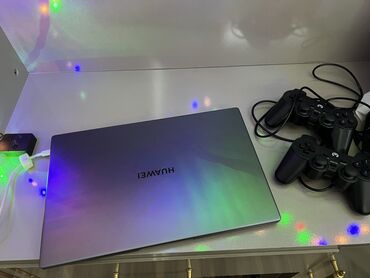 huawei matebook x pro baku: Intel Core i5, 8 ГБ ОЗУ, 17.3 "