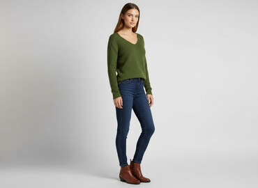 sukienki sweterkowa plus size: Светр жіночий, розмір S