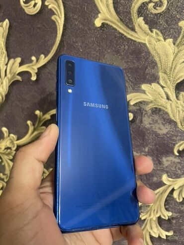 samsung galaxy a8 2018: Samsung Galaxy A7 2018, rəng - Göy, İki sim kartlı